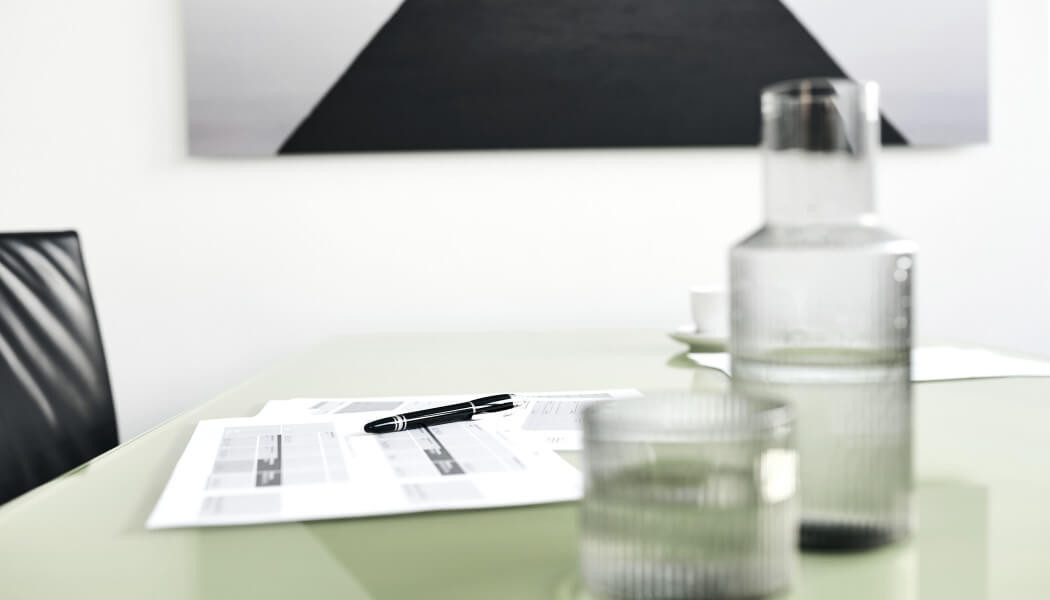 Cyll Steuerberater grüner Schreibtisch